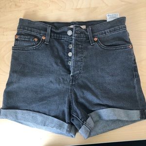 Levi’s Wedgie Shorts